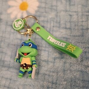 Leonardo Teenage Mutant Ninja Turtles keyholder has a wrist strap